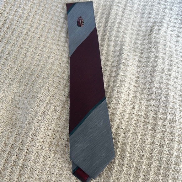 NWT vintage Goldlion Red and Gray StripedTie Modern Geometric Design
